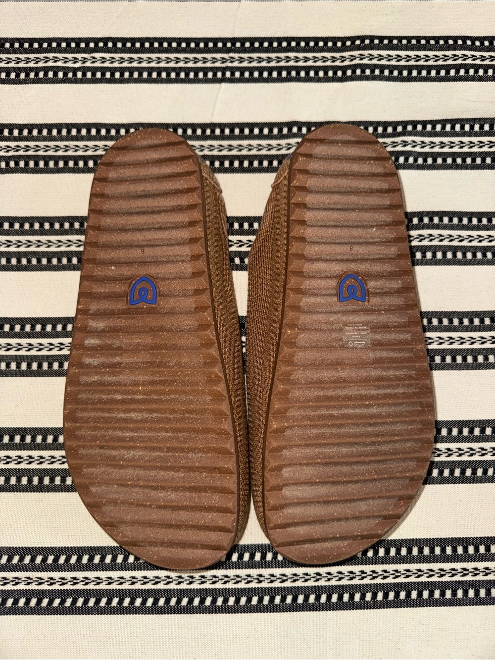 Rothy's Women’s Original Camel Knit Slip-On Clogs, 8 - Picture 10 of 12